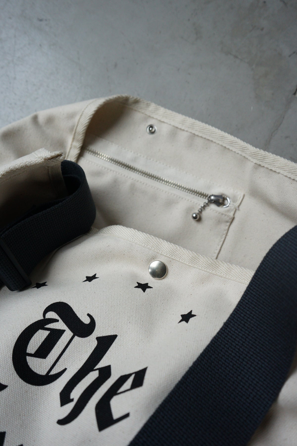 HERALD POSTMAN BAG