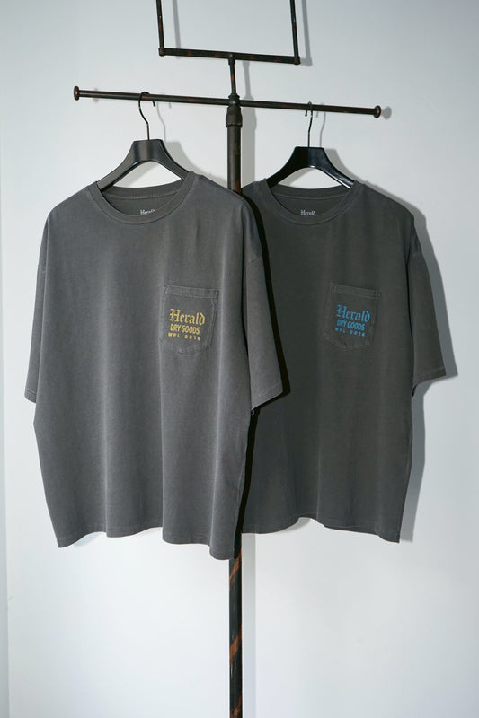 BLACK CATS  POCKET TEE  Herald × NUTS ART WORKS
